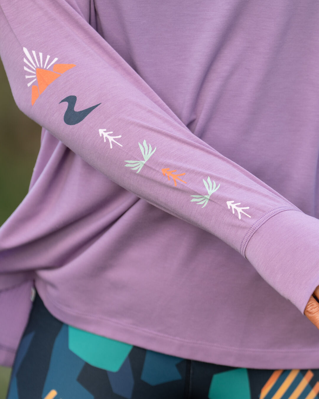 Lotus Recycled Active LS Top - Lilac - Lifestyle