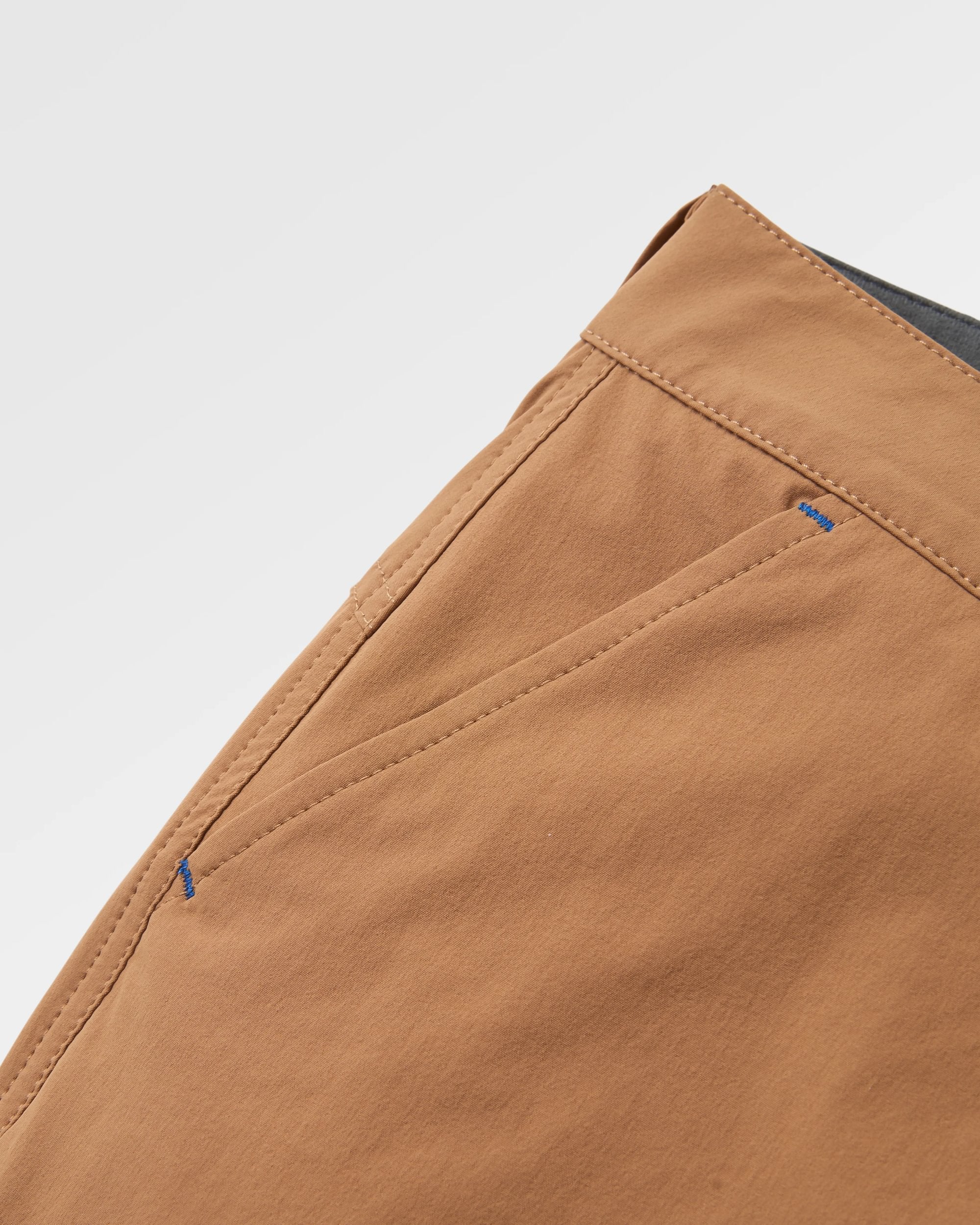 365 Trail Roll Up Short - Toffee - Flatlay