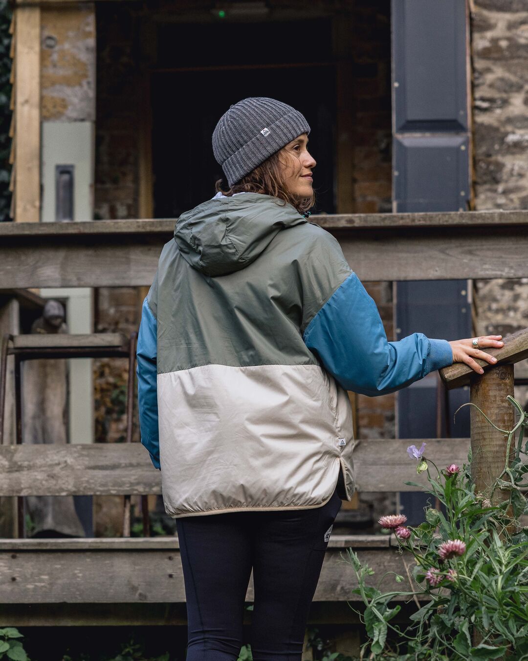 Moonlight Recycled Insulated Anorak - Dusty Olive - Lifestyle