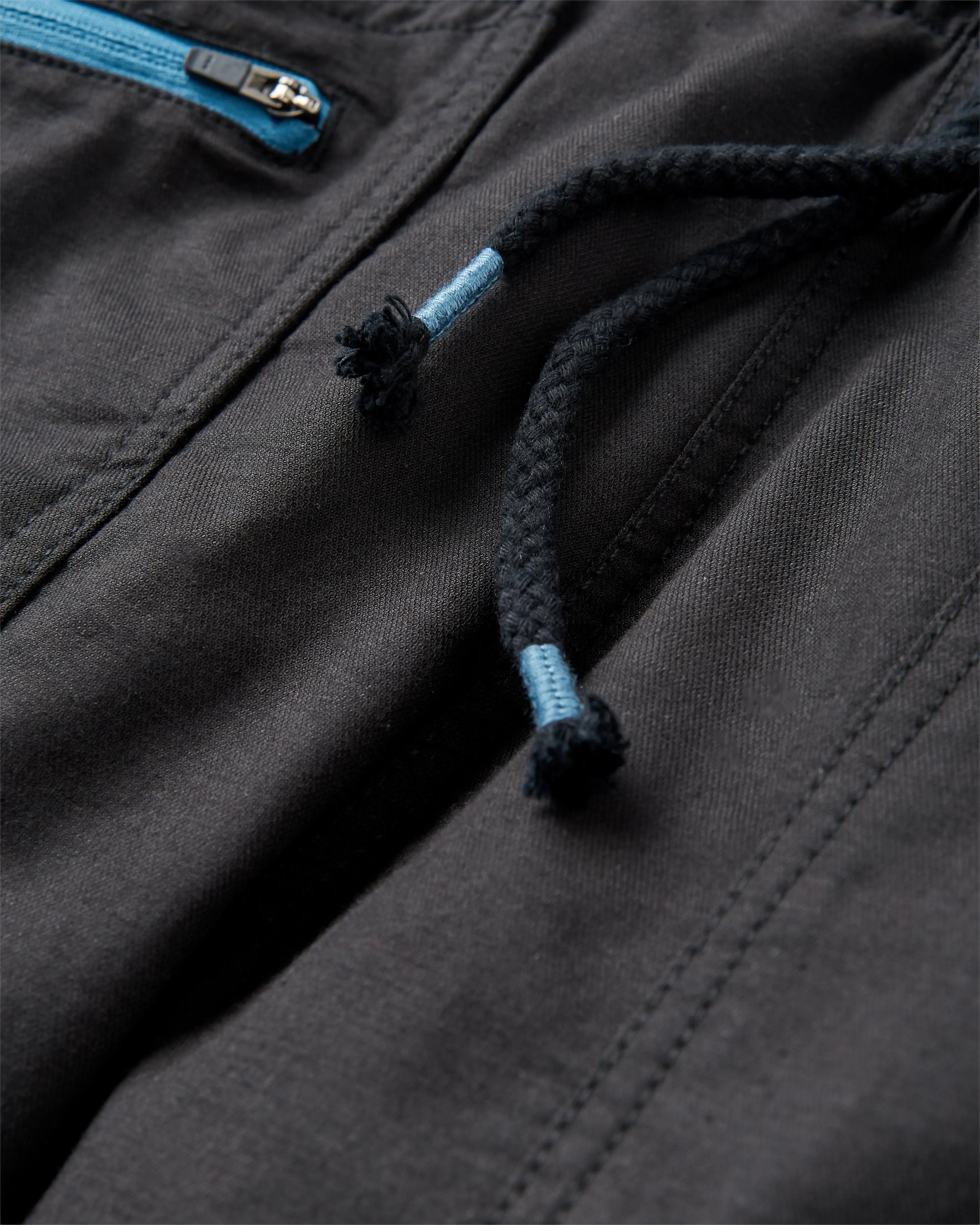 Basswood Organic Cotton Short - Black - Flatlay