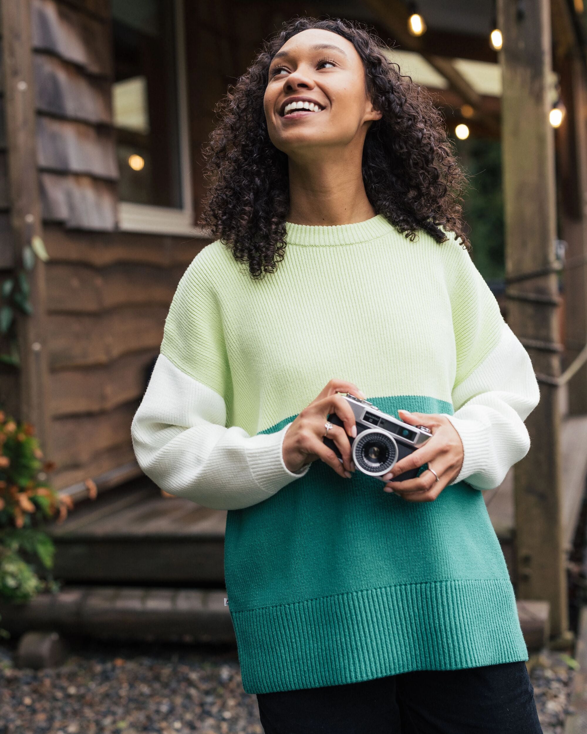 Gondwana Organic Oversized Knitted Jumper - Greenlake - Lifestyle