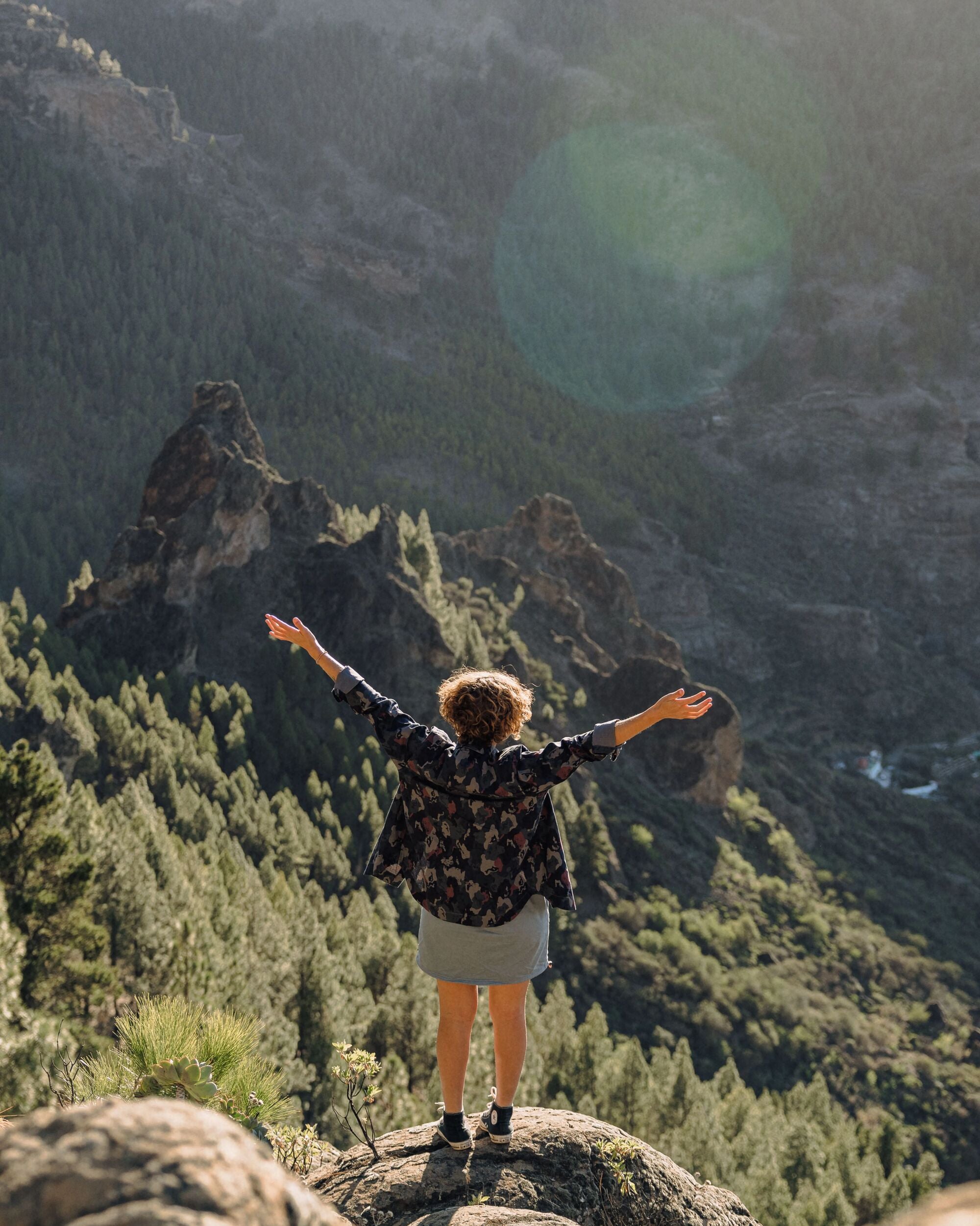 Coral Organic Cotton LS Shirt - Sycamore Camo - Lifestyle