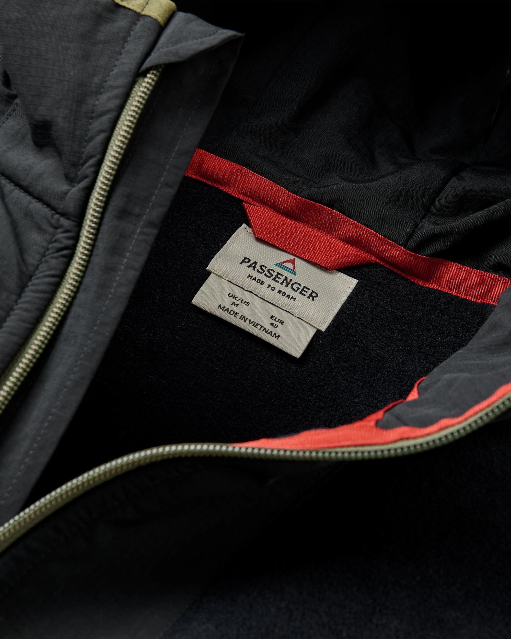 Woodland Hooded 1/2 Zip Recycled Polartec® Fleece - Black/Khaki - Flatlay