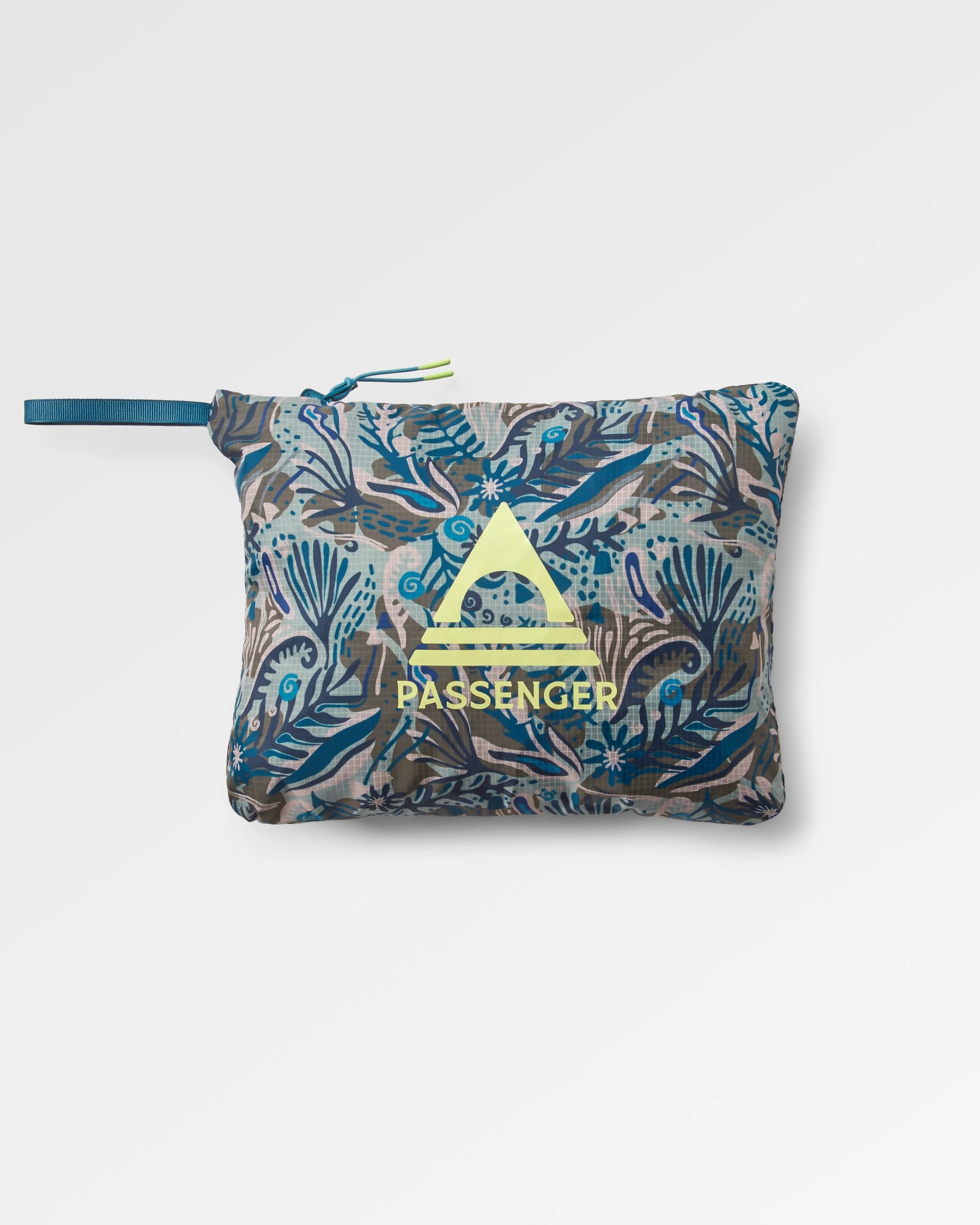 Viento Recycled Windshell Anorak - Abstract Seaweed Pistachio - Flatlay