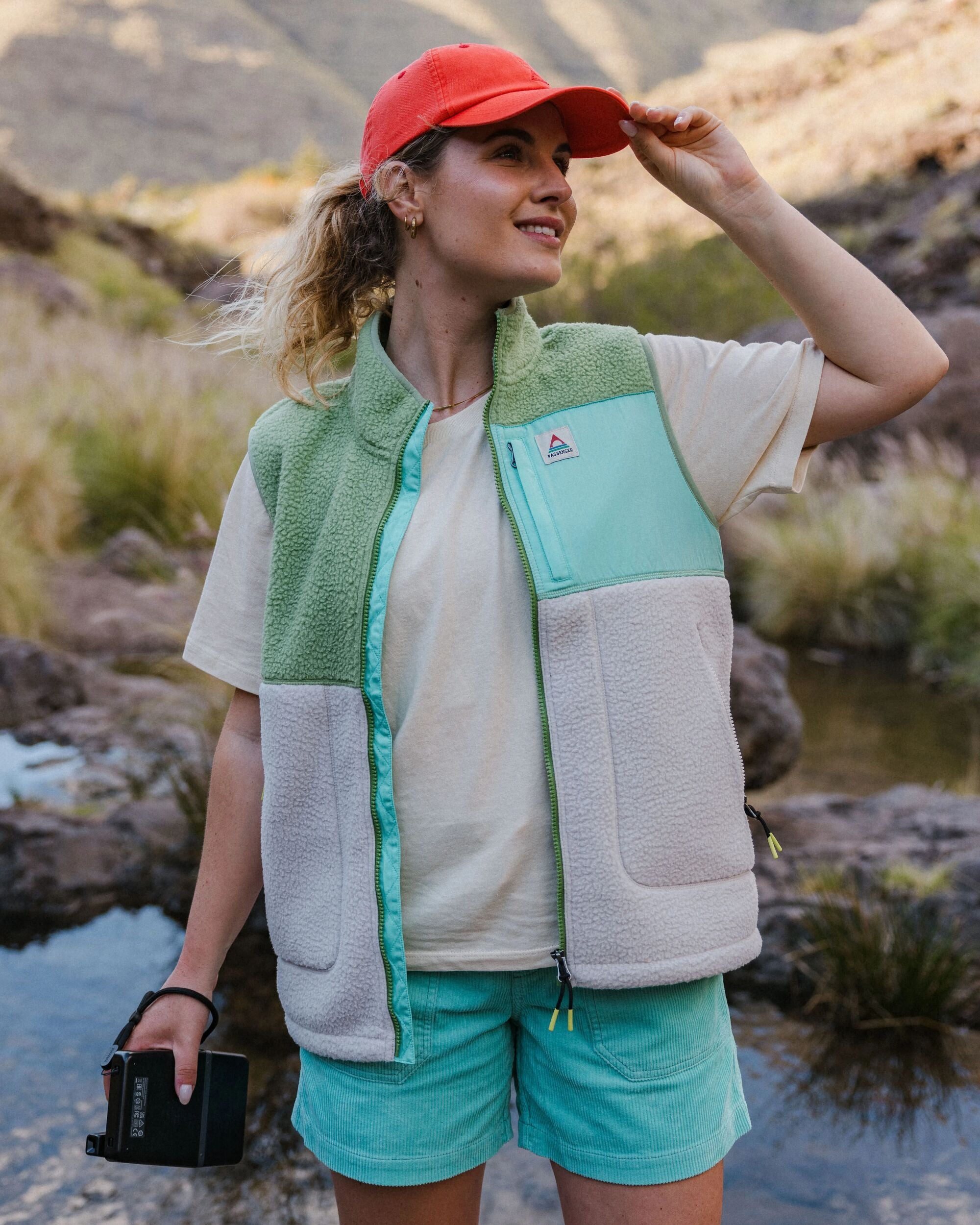 Fairbanks Recycled Sherpa Gilet - Stem Green/Vintage White - Lifestyle