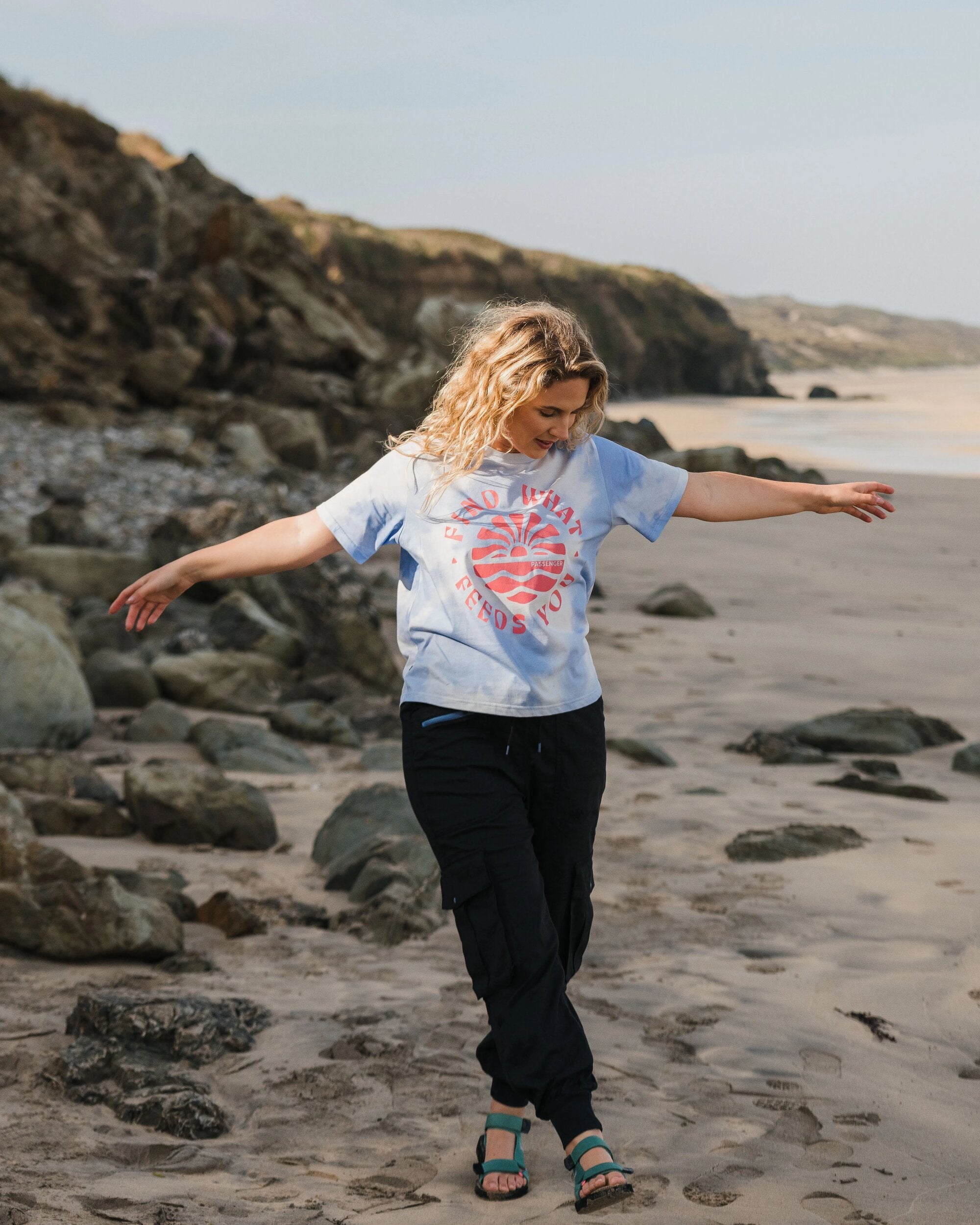 Discovery Organic Cotton T-Shirt - Tie Dye Cornflower - Lifestyle