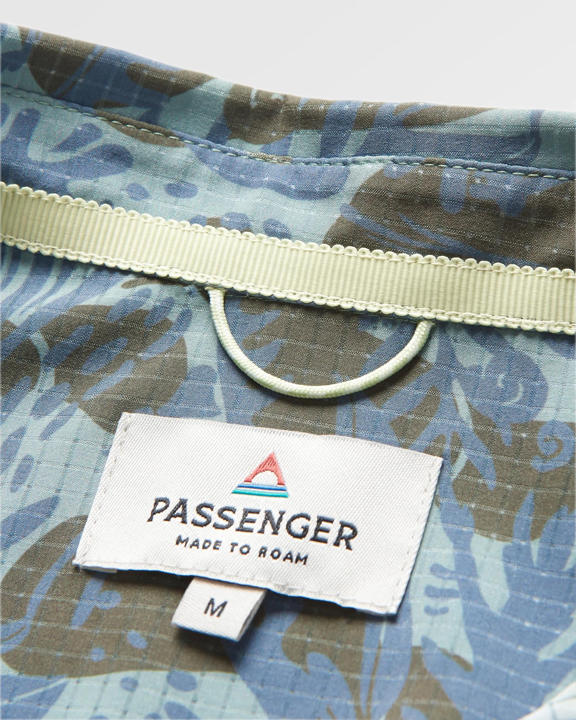 Sundowner Stretch Short Sleeve Shirt - Abstract Seaweed Camo - Flatlay