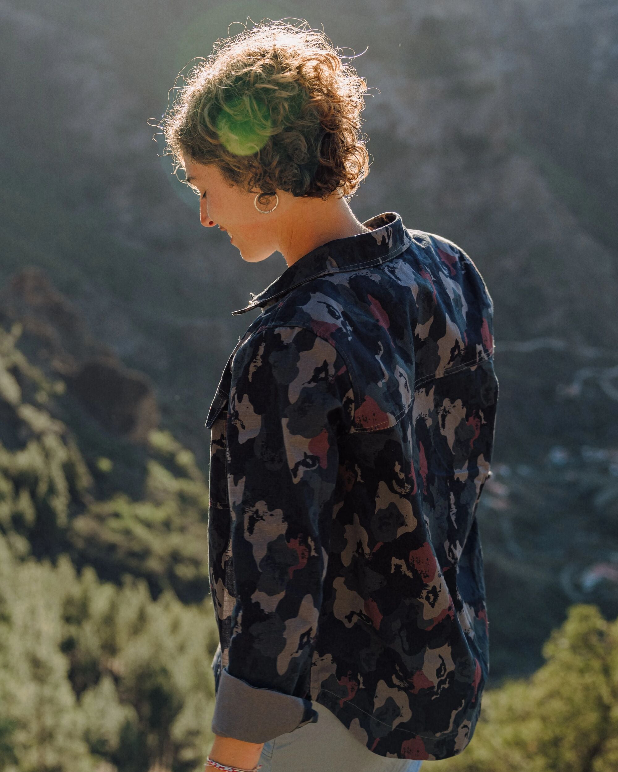 Coral Organic Cotton LS Shirt - Sycamore Camo - Lifestyle