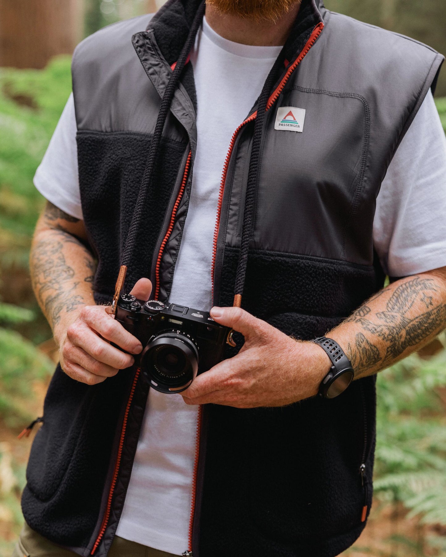 Offgrid Recycled Sherpa Fleece Vest - Black - Lifestyle
