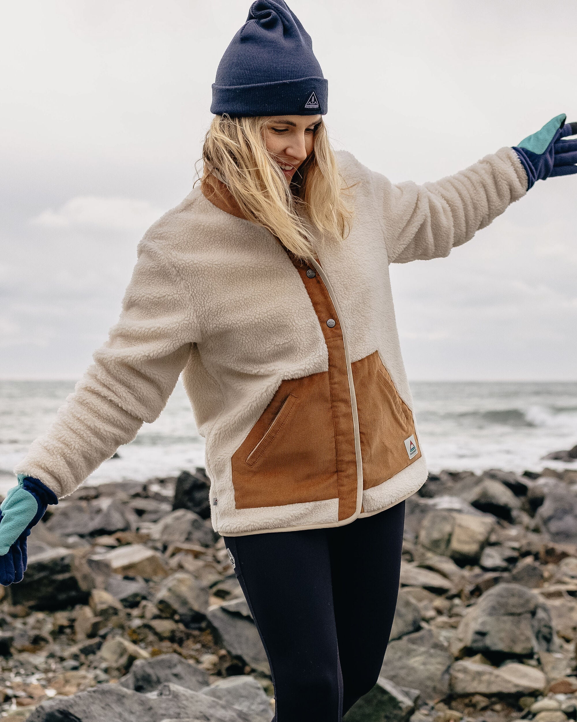 Clover Recycled Cotton-Lined Sherpa Fleece - Vintage White - Lifestyle