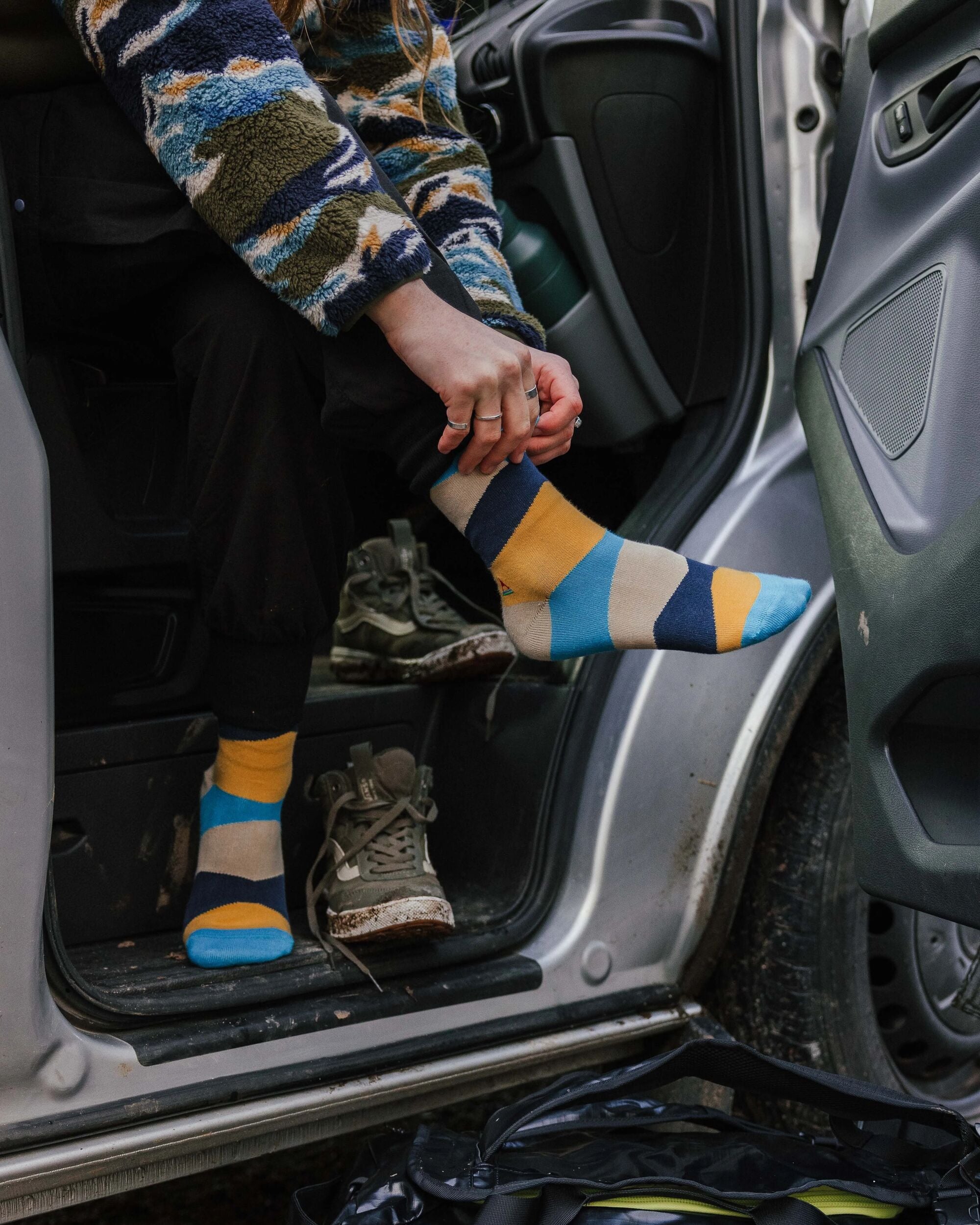 Vista Organic Socks - Bluejay - Lifestyle