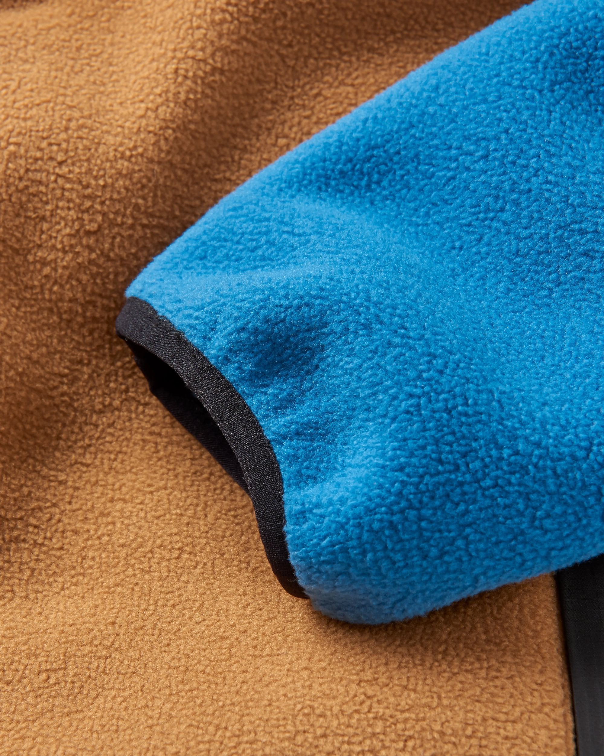 Loch Hooded Recycled Polar Fleece - Toffee/Blue Steel - Flatlay