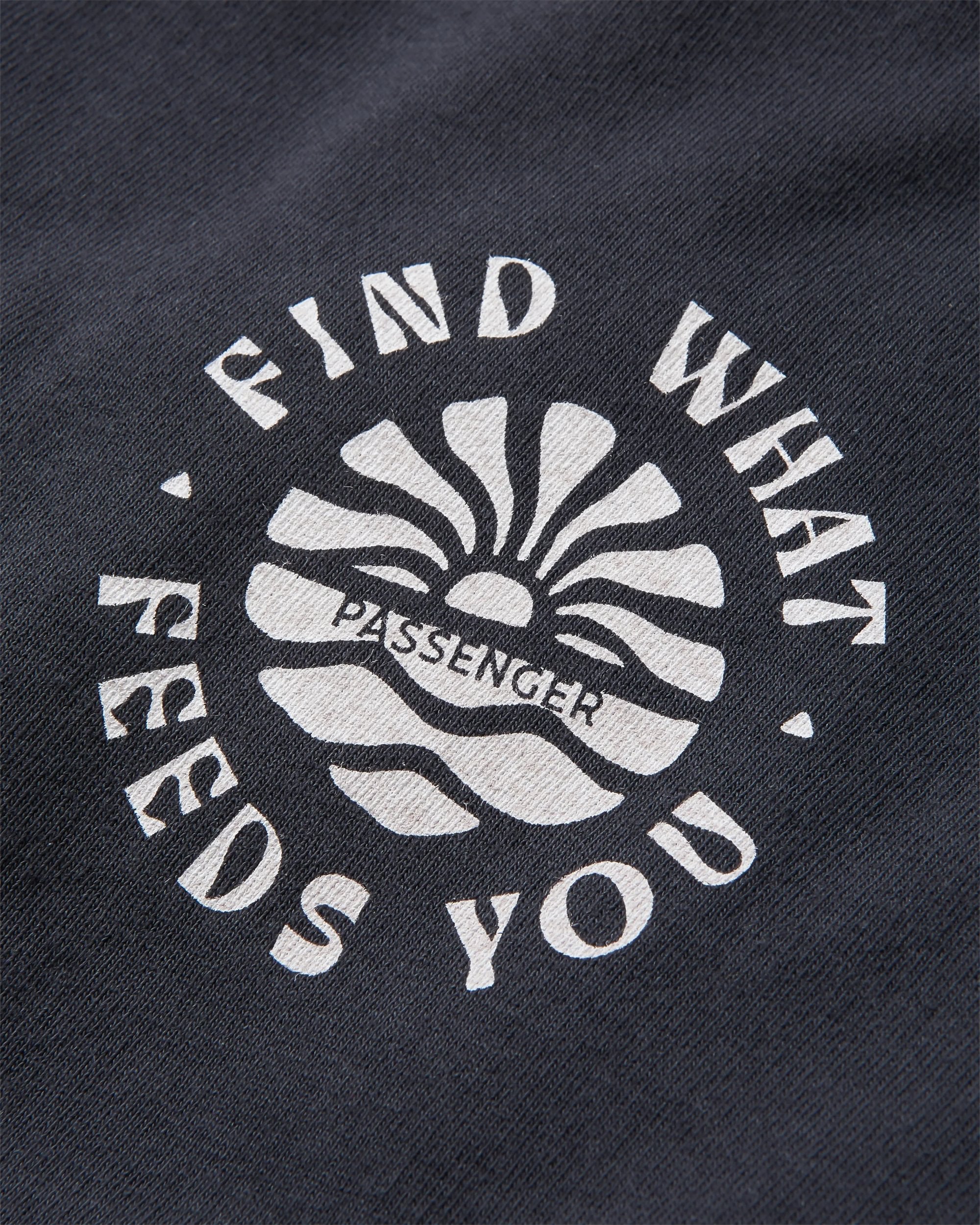 Discovery Recycled Cotton LS T-Shirt - Black - Flatlay