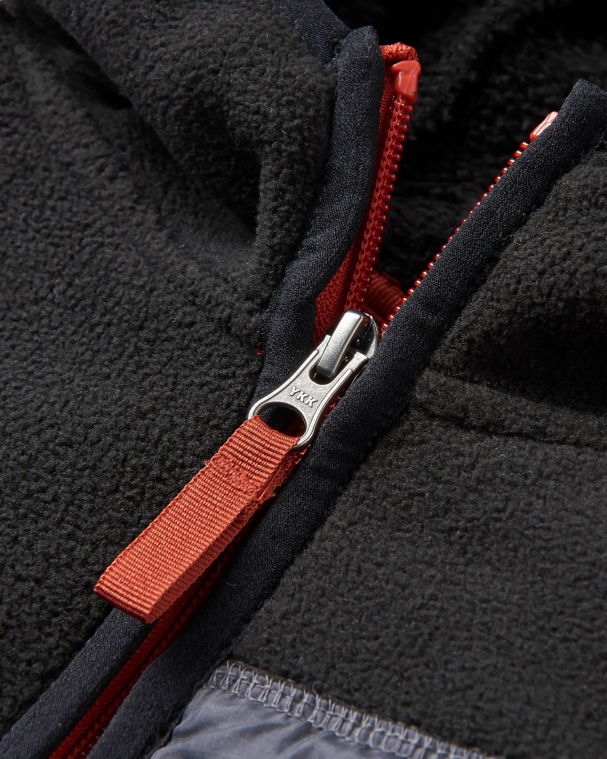 Loch Hooded Recycled Polar Fleece - Black