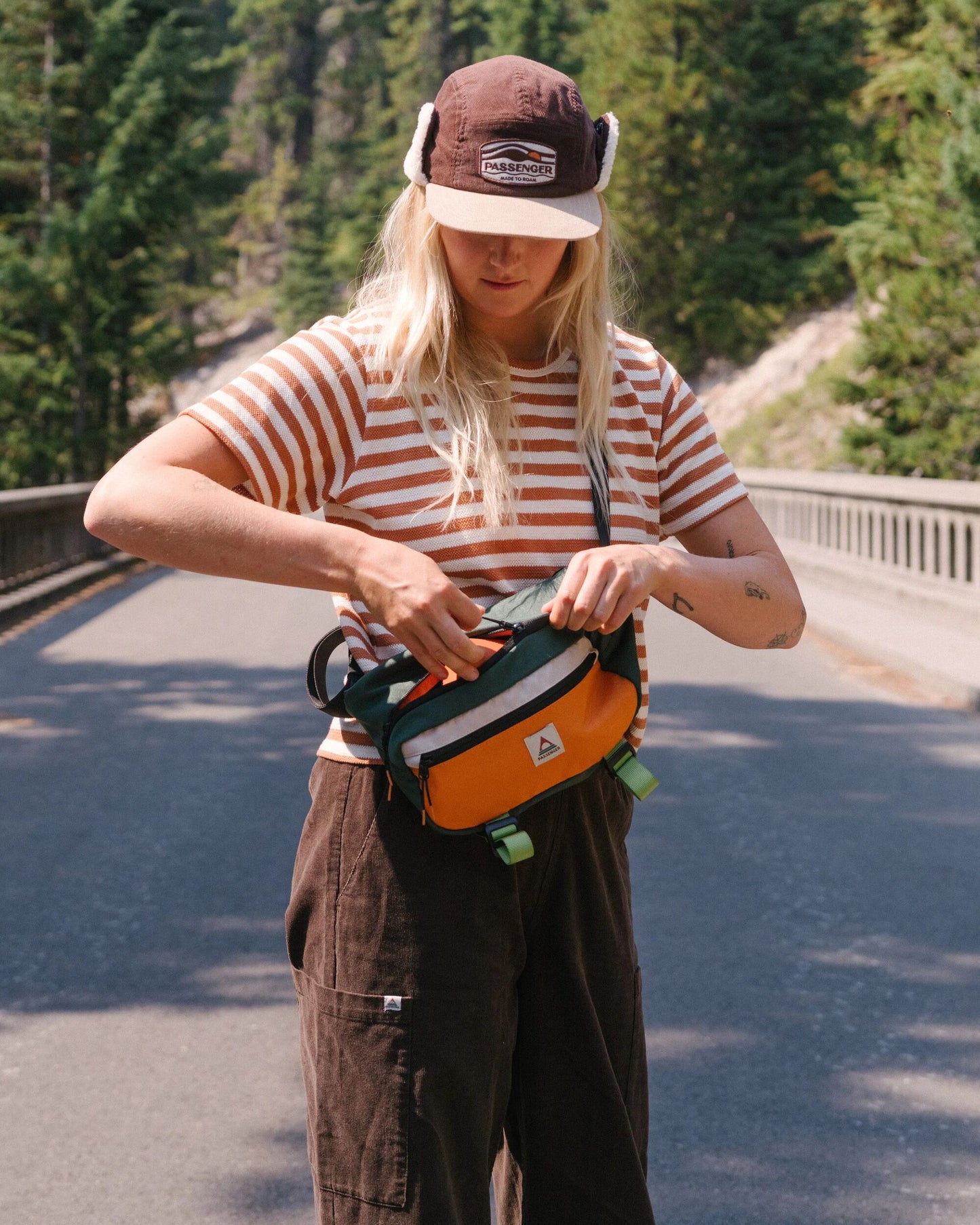 Womens_Boondocker Recycled Hip Pack - Rain Forest Orange Multi