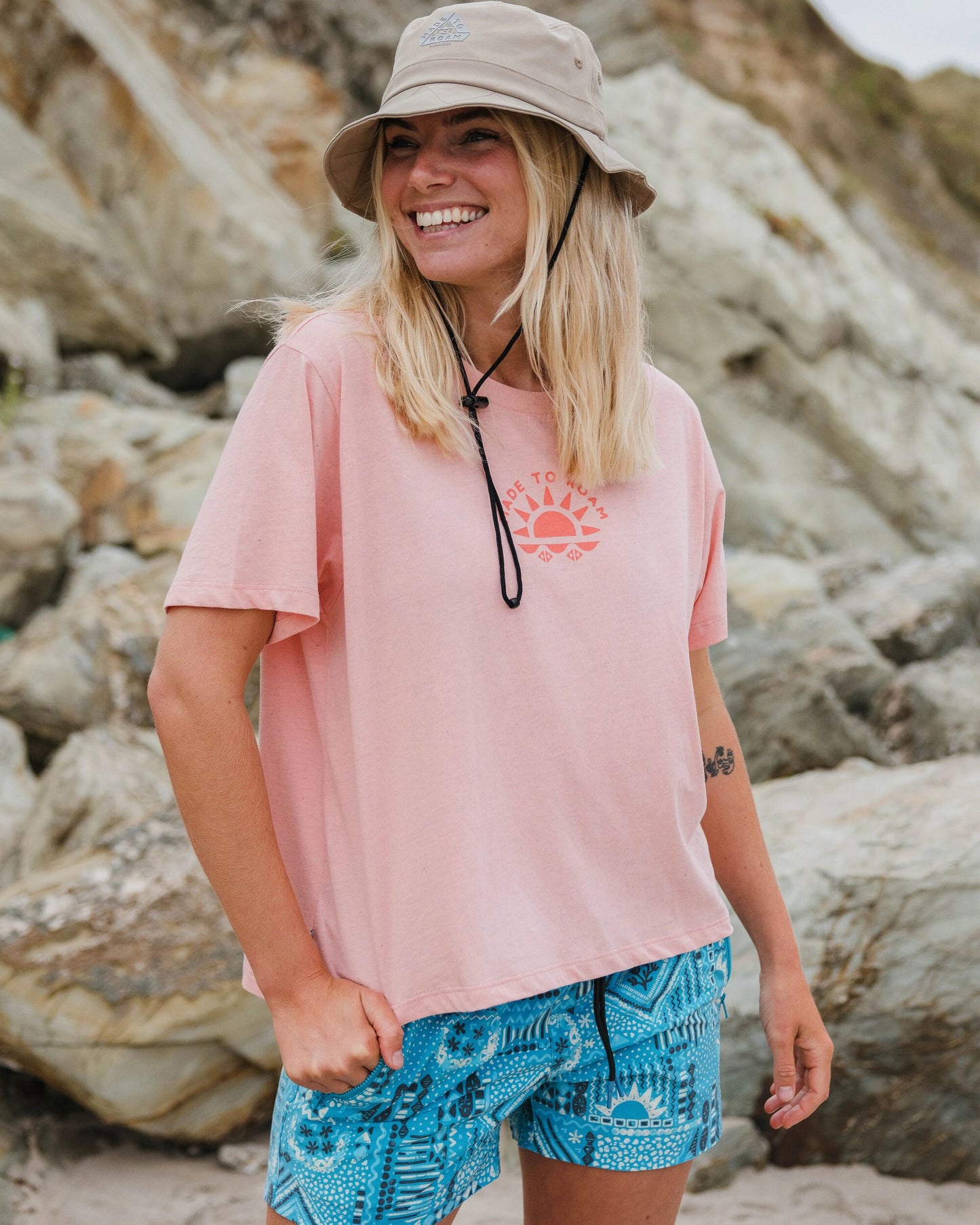 Sunburst Organic T-Shirt - Soft Shell Pink - Lifestyle