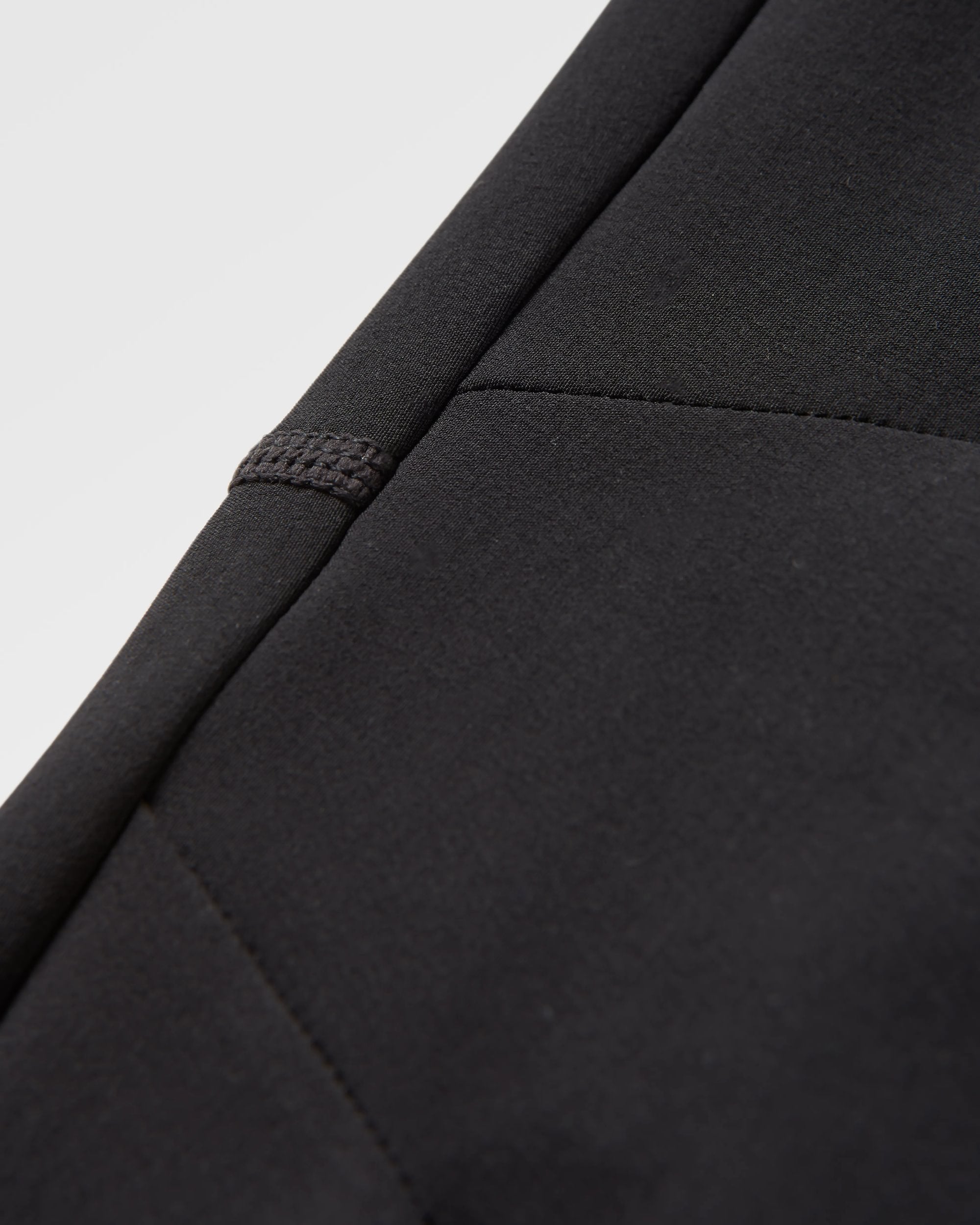 Wanderlust 4 Way Stretch Legging - Black - Flatlay