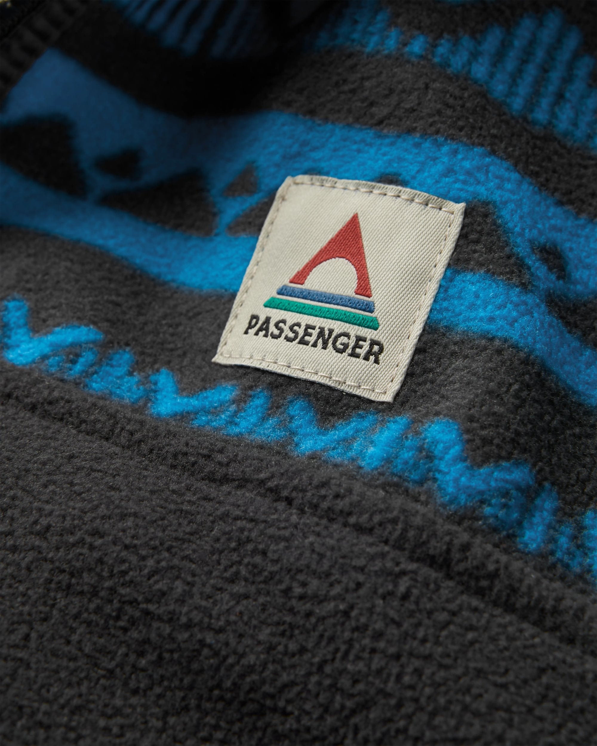 Set Off Recycled Polar 1/4 Zip Fleece - Mountain Geo Charcoal/Bluejay - Flatlay