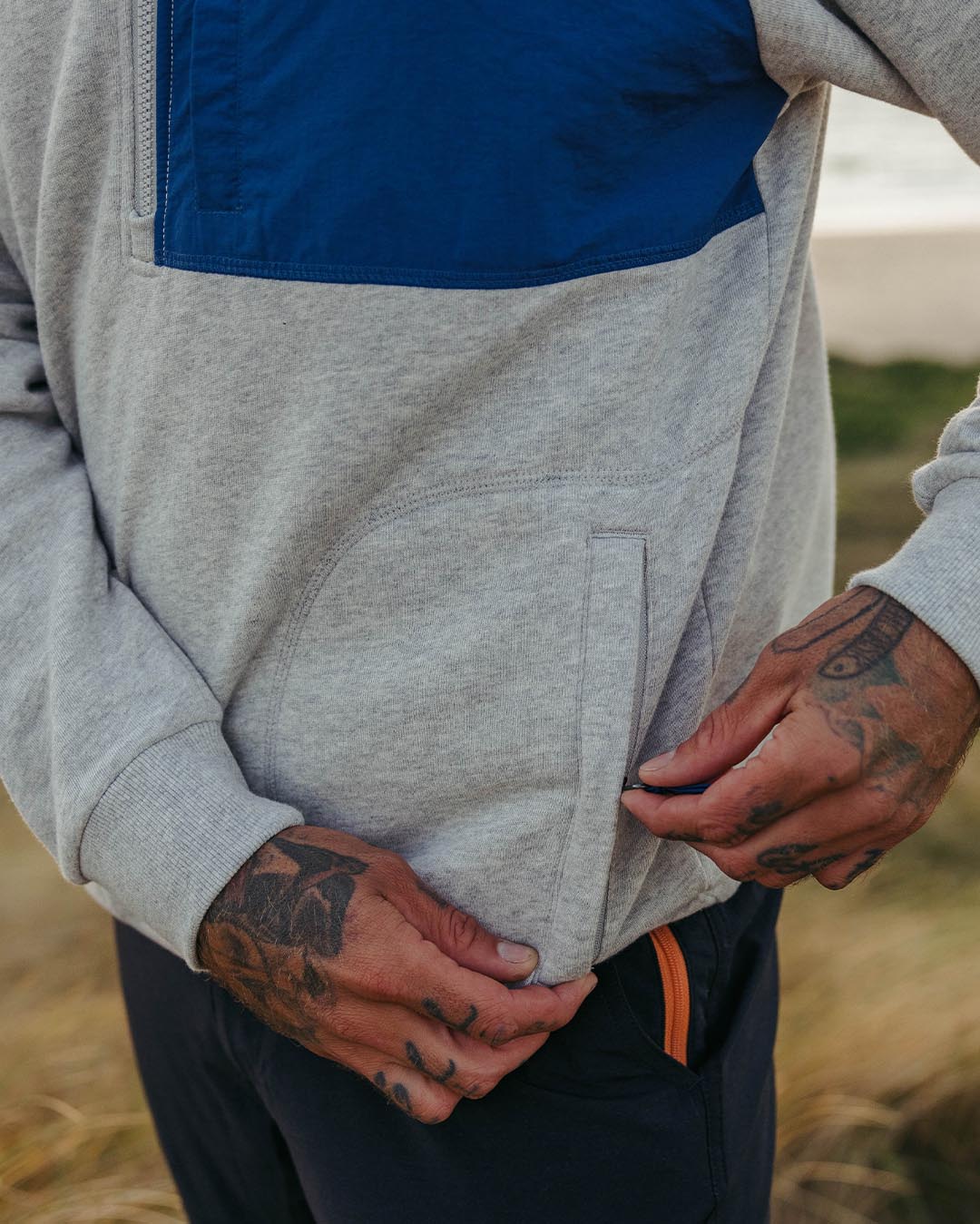 Offgrid 1/4 Zip Sweatshirt - Grey Marl