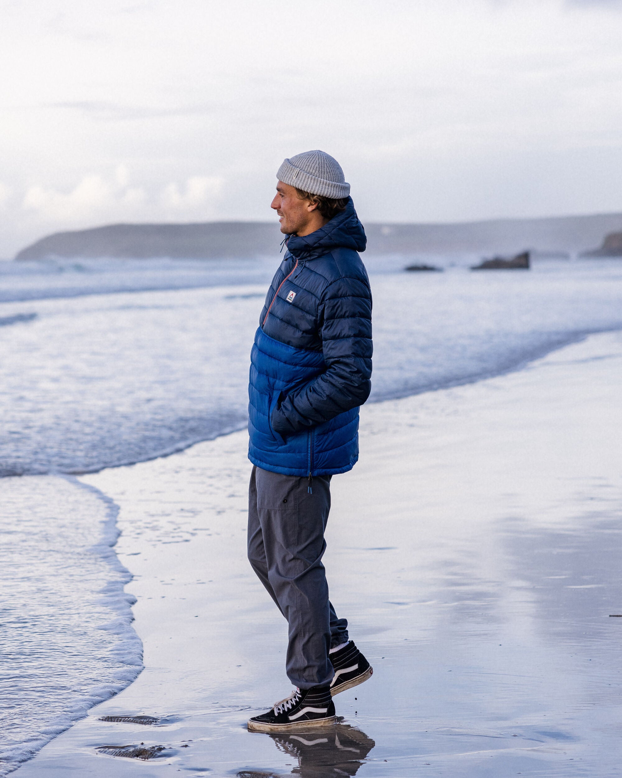 Roamer Recycled Insulated Overhead Jacket - Rich Navy/Cobalt - Lifestyle