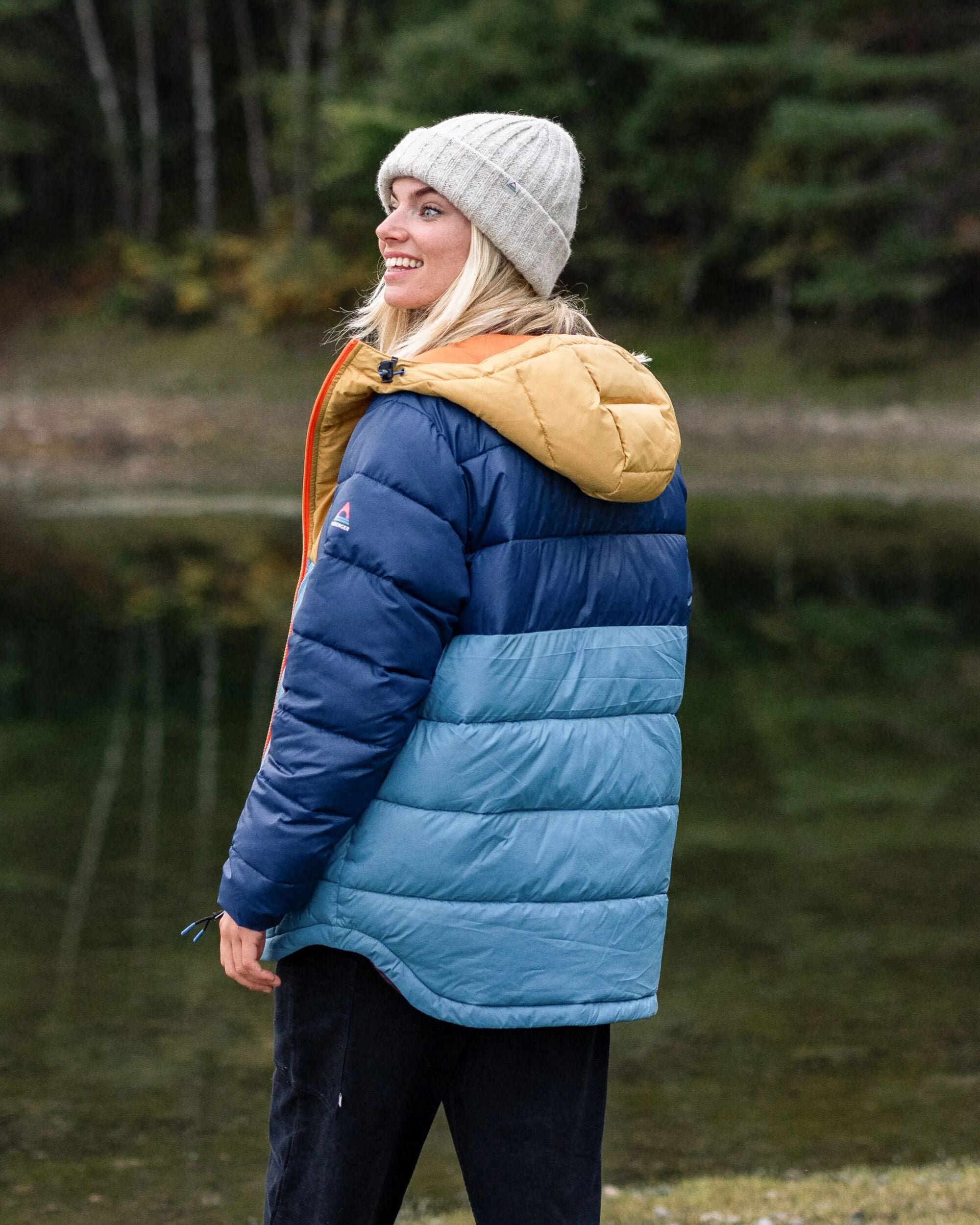 Kai Recycled Insulated Jacket - Rich Navy - Lifestyle