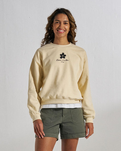Roam Further Sweatshirt - Birch - Studio Model