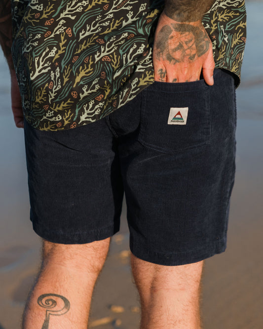 Drifter Cord Short - Rich Navy - Lifestyle