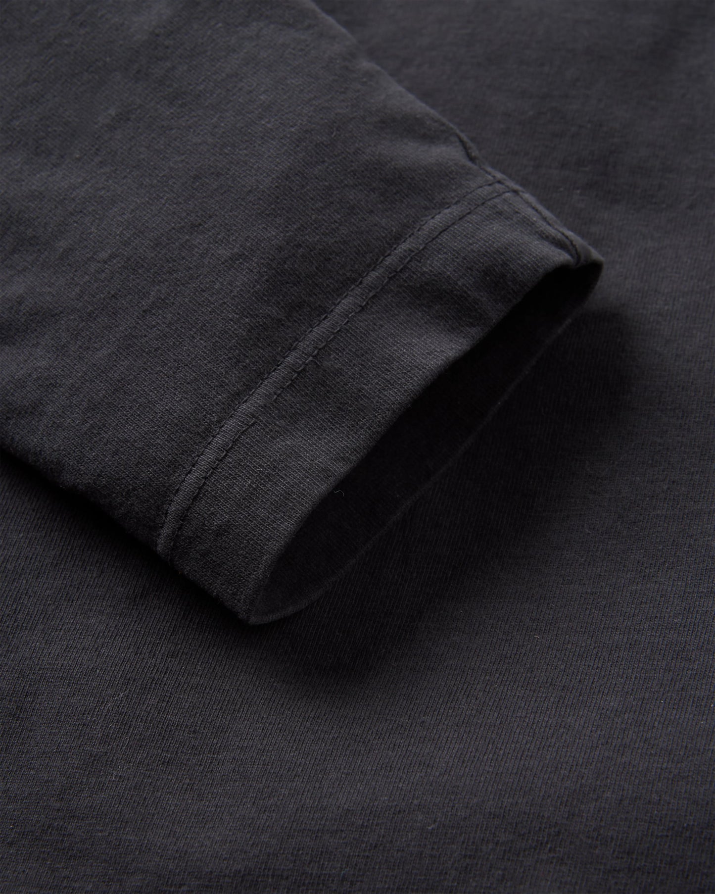 Elbio Recycled Relaxed Fit LS T-Shirt - Black