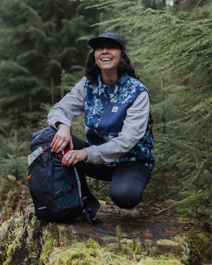 Fairbanks Recycled Sherpa Gilet - Frost Rich Navy - Lifestyle