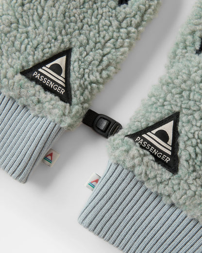 Snowfall Sherpa Gloves - Pistachio - Flatlay