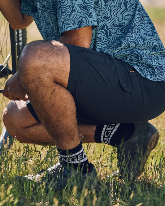 Stride Recycled Active Trail Short - Black - Lifestyle