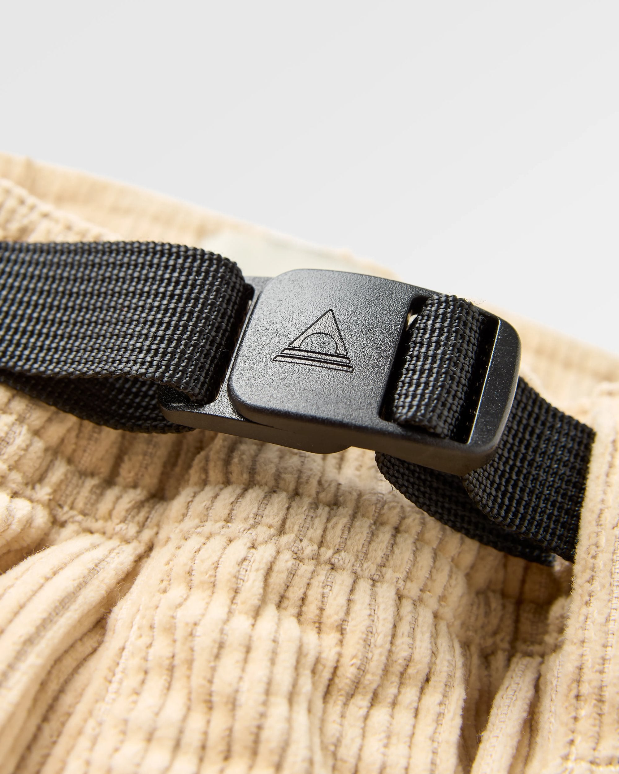 Shack Cord Short - Stone - Flatlay