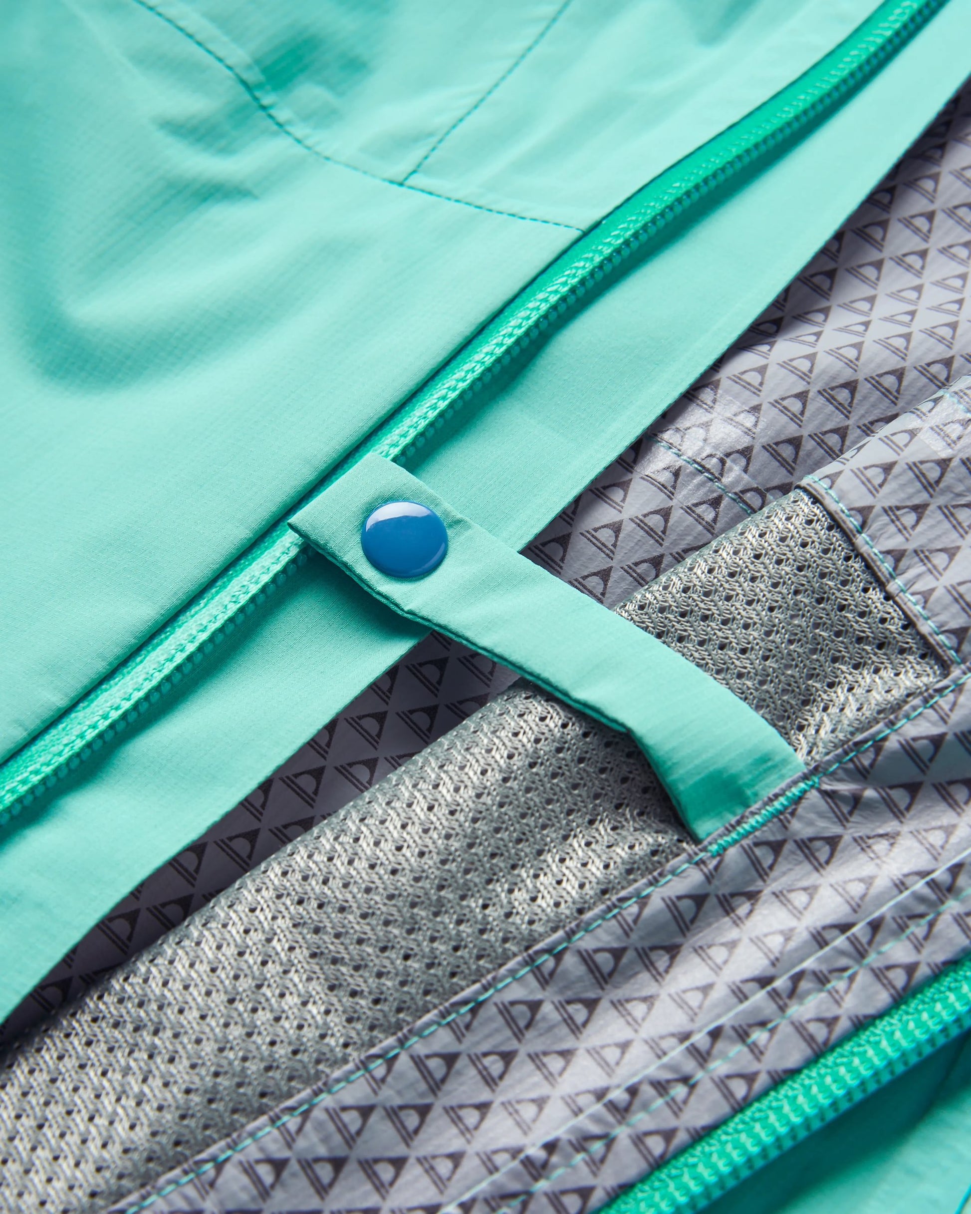 Trailscape Light Women's Recycled Waterproof Jacket - Aqua - Flatlay