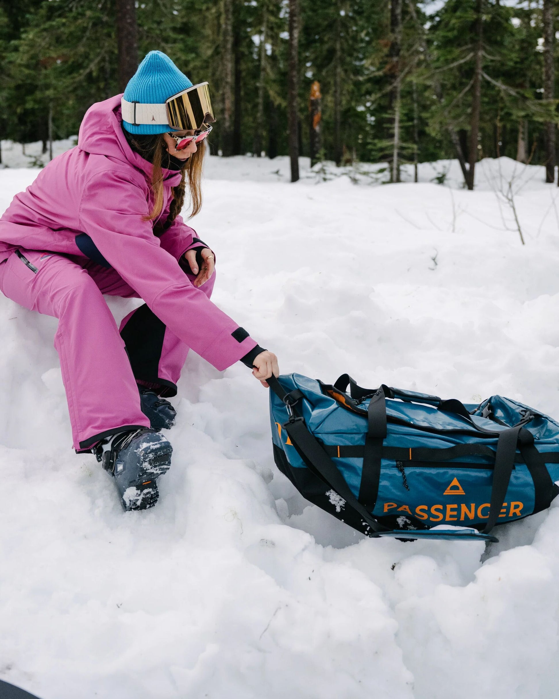 Womens_Roamer Recycled 60L Duffel Bag - Tidal Blue