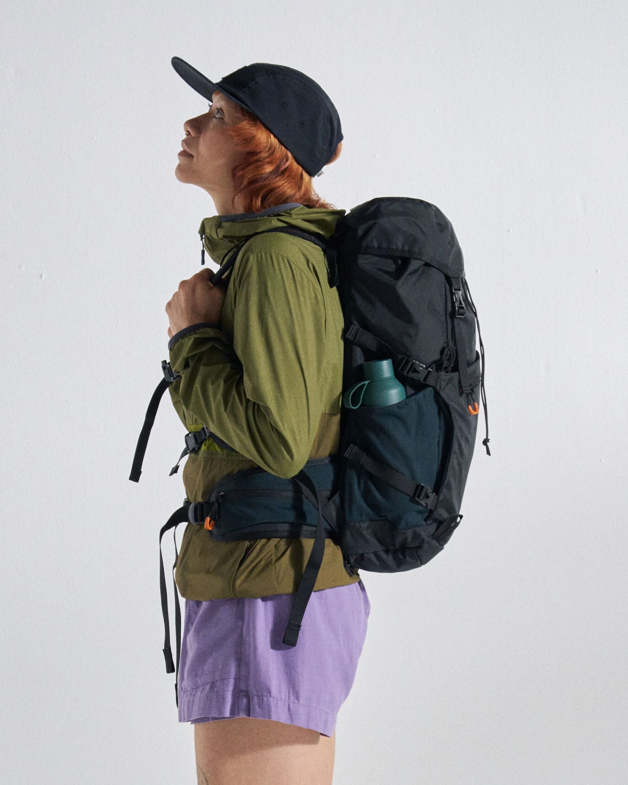 Trailscape 24L Backpack - Black - Studio Model - Female