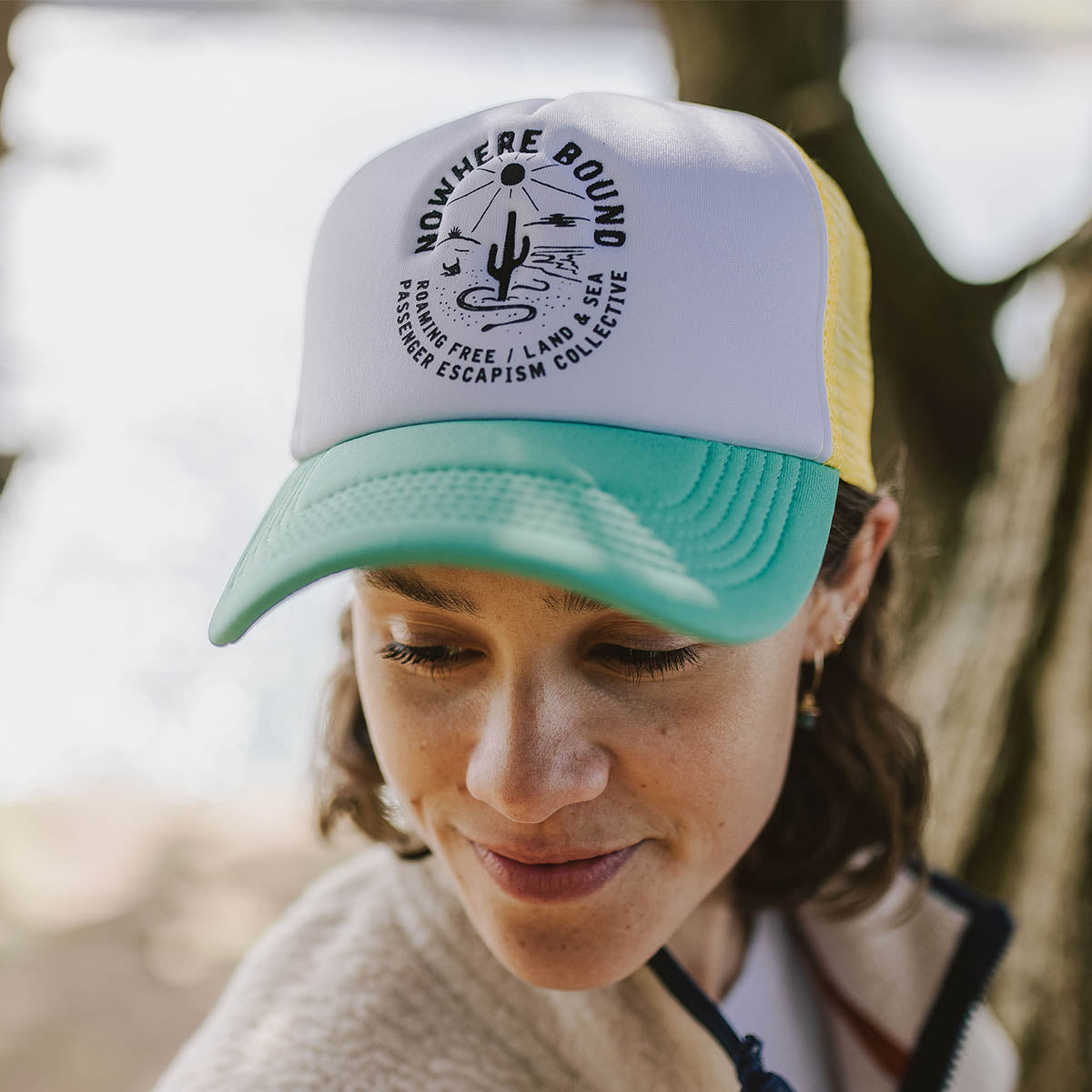 Womens_Land & Sea Snapback Trucker Cap - Sea Foam Green